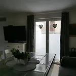 Huebsches Haus 度假居 *