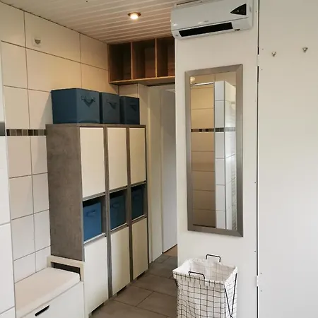 Holiday home Huebsches Haus Emden